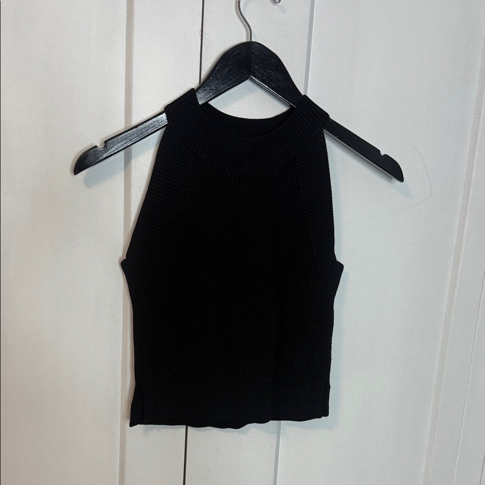 Aritzia Wilfred Black Ribbed knit halter Top fits XS/small - med